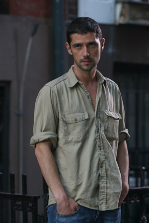 Broken_English - 7 - Melvil_Poupaud